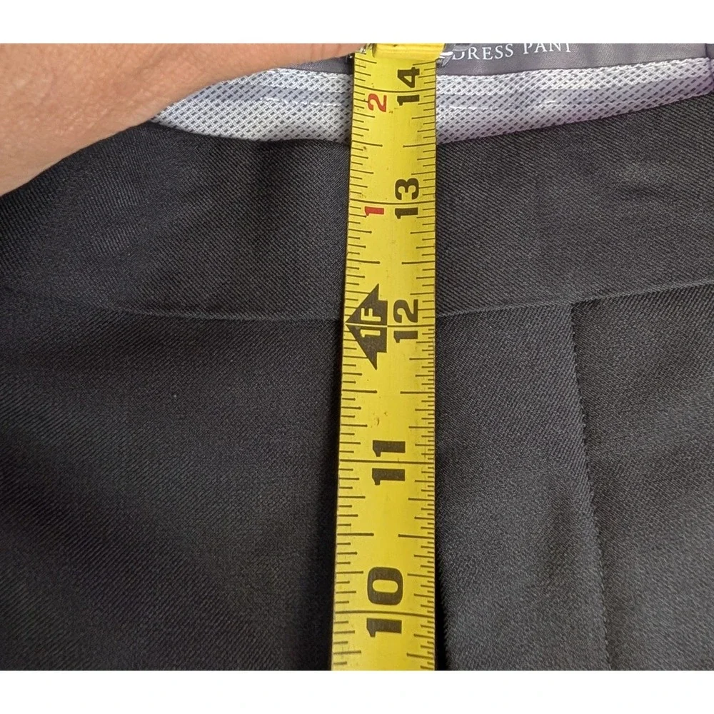 Haggar Premium Comfort Dress Pants Mens 36X36 Charcoal Grey Pleated Classic Fit
